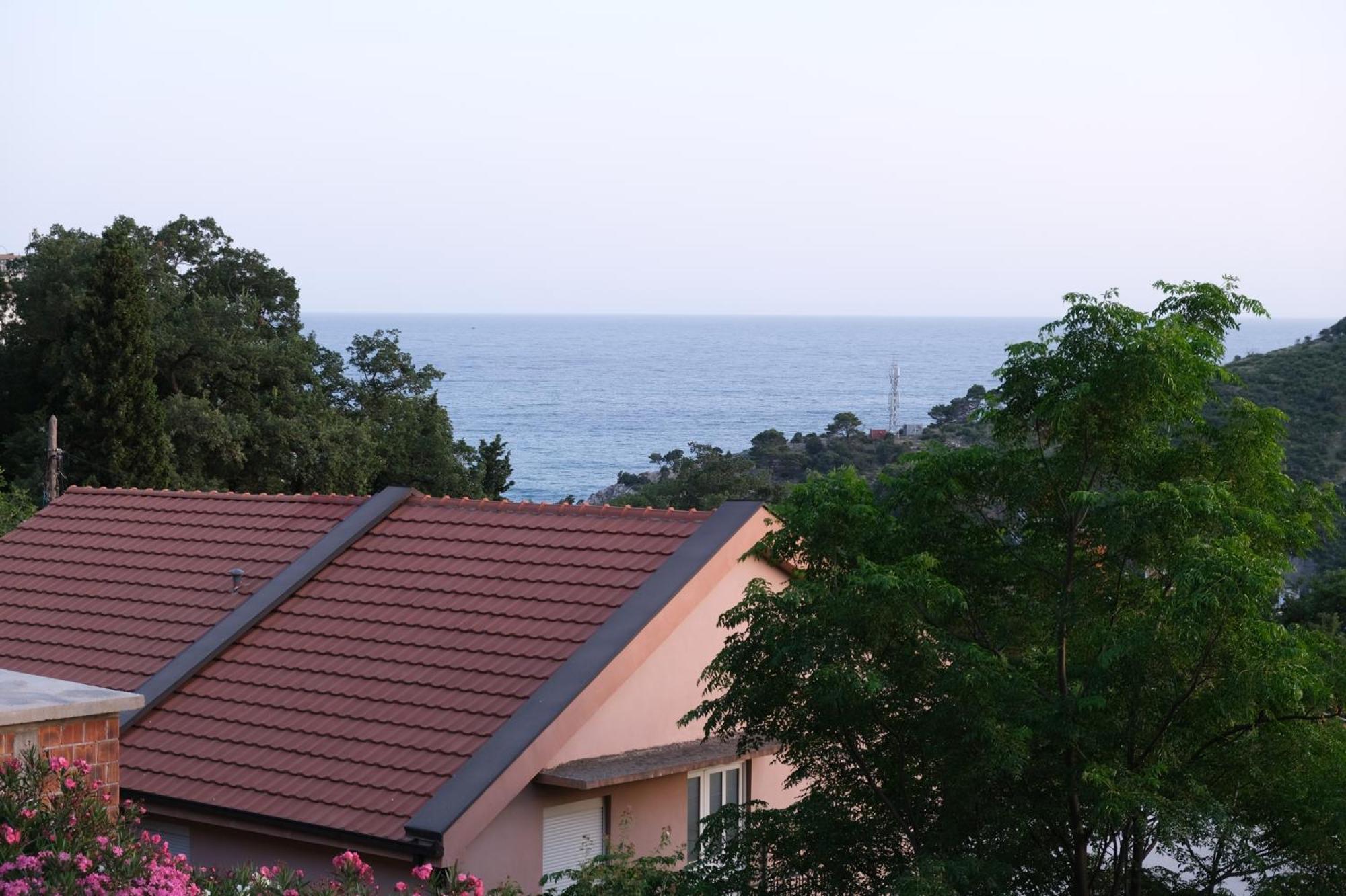 Apartmani Janosevic Sutomore Buitenkant foto